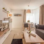 Villa Manatee Mit Sauna & Fitness דירה *