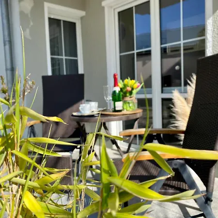 Villa Manatee Mit Sauna & Fitness Sellin (Rugen)
