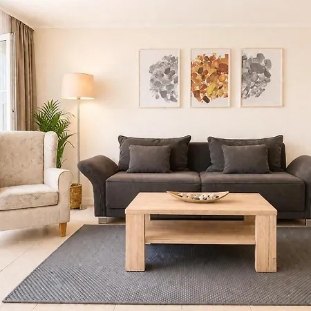 Villa Manatee Mit Sauna & Fitness شقة *