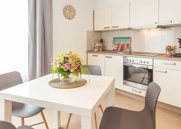 Manatee Mit Sauna Und Fitness Sellin (Rugen)